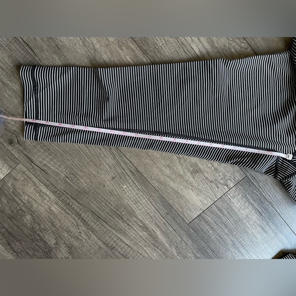 NWOT Lululemon Wunder Under Crop 21” size 10 - Picture 6 of 7